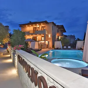 Sinodinos Deluxe , Afytos Greece