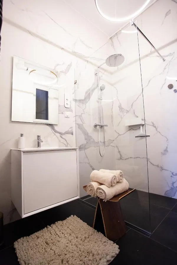 Real Deluxe Next To Danube Apartment Budapest Hungary